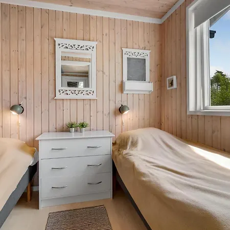 Perikumvej Aakirkeby I