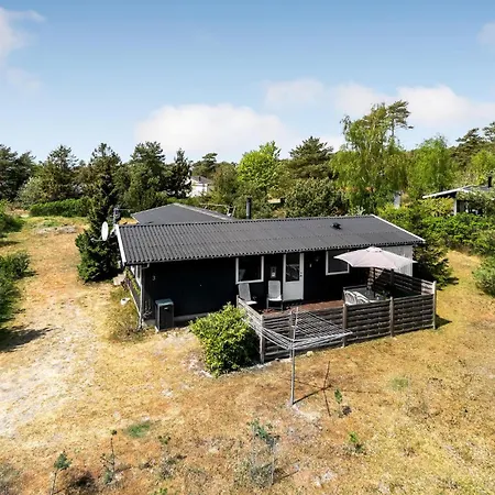 度假居 Perikumvej Aakirkeby I